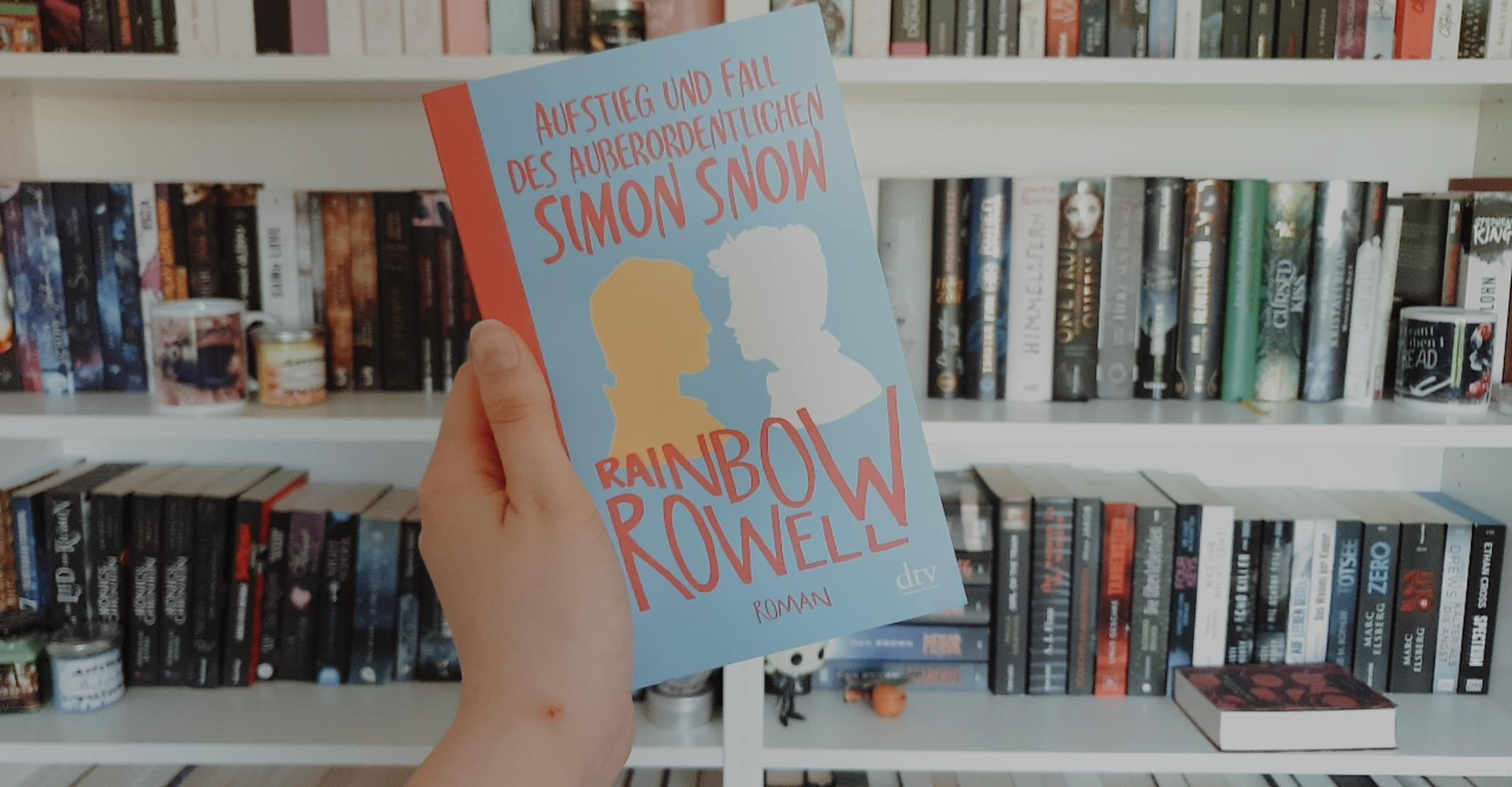 Aufstieg und Fall des außerordentlichen Simon Snow Rezension